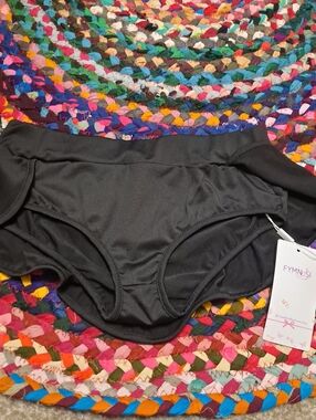 Black Ruffle Bottoms